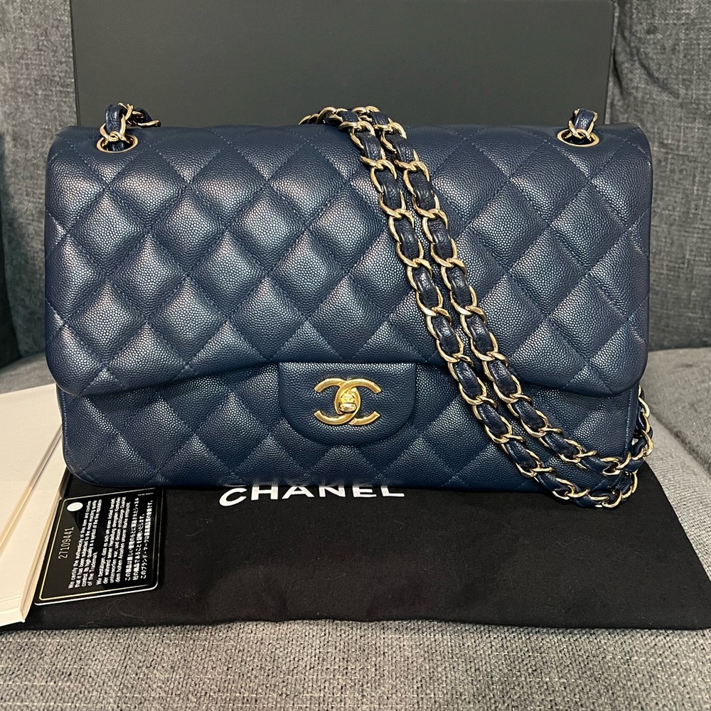 CHANEL classic double flap JUMBO caviar NAVY leather bag - Picture 1 of 16